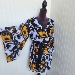 Metrostyle Womens Wrap Dress  Sheer Flare Sleeve White Yellow Black Floral 10